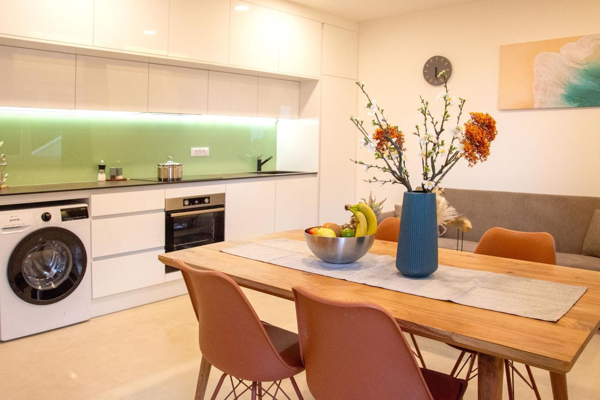 Joell Apartments Lokva Rogoznica Ngoại thất bức ảnh