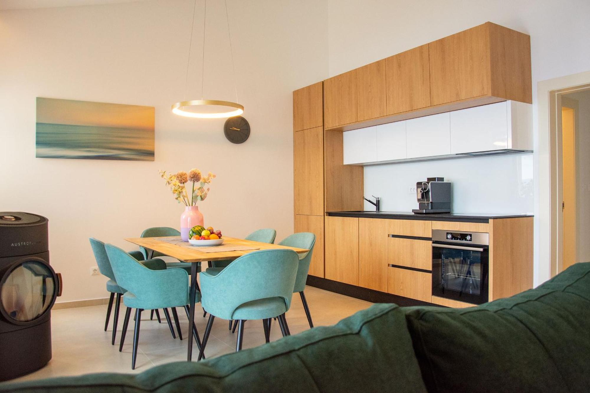 Joell Apartments Lokva Rogoznica Ngoại thất bức ảnh