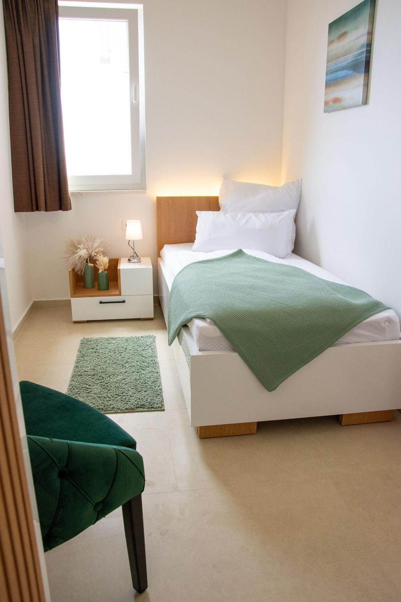 Joell Apartments Lokva Rogoznica Ngoại thất bức ảnh
